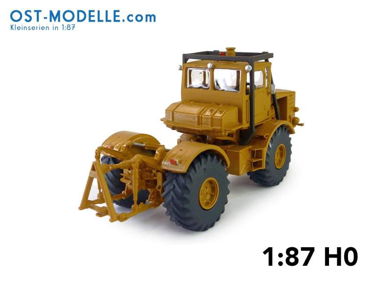 Preview: Traktor Kirovets K700 gelborange ohne Motorverkleidung Überrollbügel